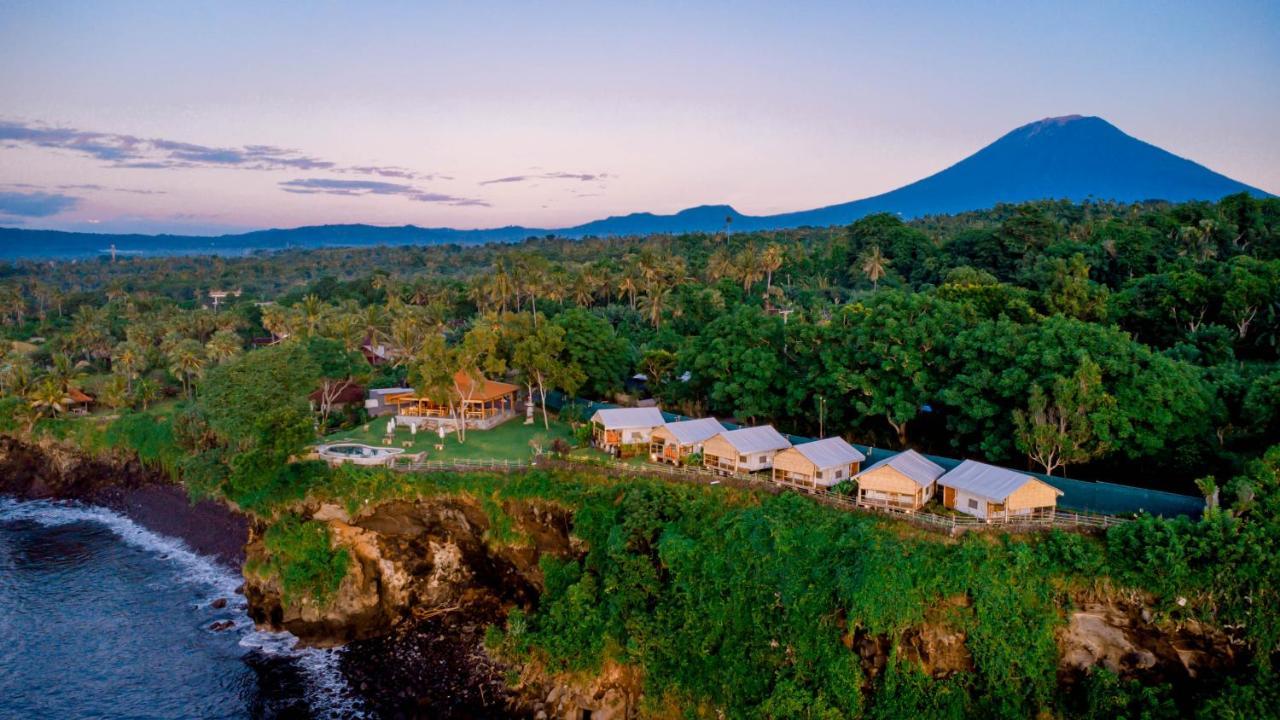 Bali Cliff Glamping Hotel Seraya Eksteriør billede