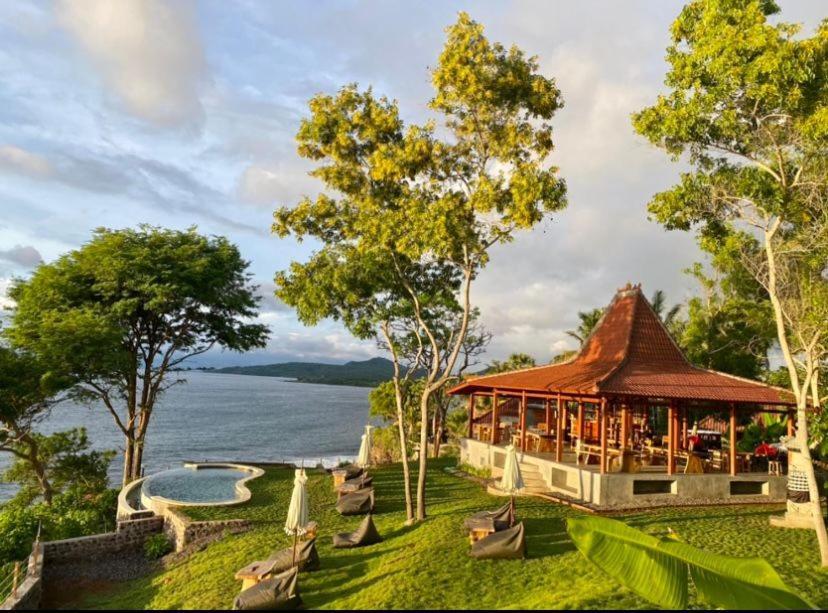 Bali Cliff Glamping Hotel Seraya Eksteriør billede
